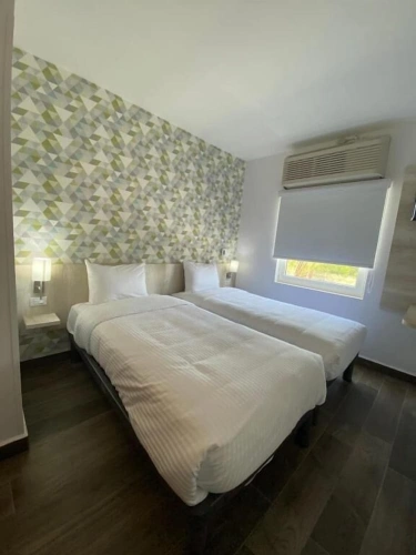 Standard Double room with city view