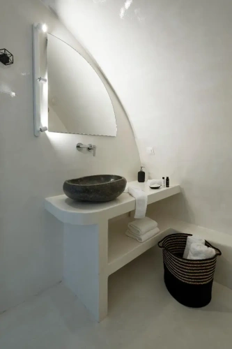 Deluxe Suite with balcony