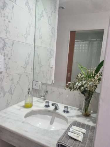 Excelente Semipiso Zona Plaza Paso by Lofter