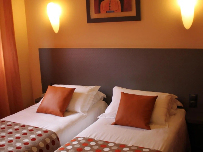 Standard Twin room