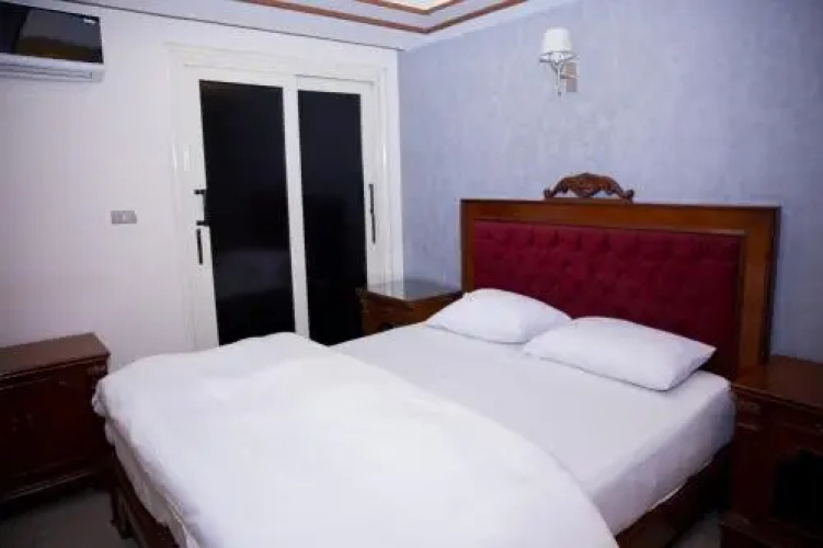 Tohfa Luxury Apartment