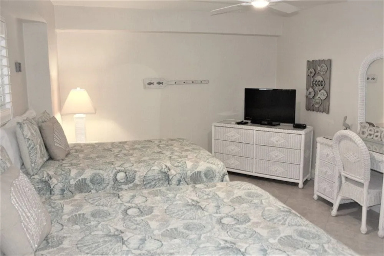 Jamaica Royale 603 - 2 Br Condo