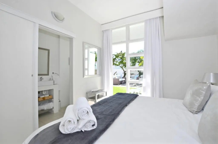 White Waves Beach House