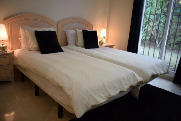 Altos La Quinta Apartment