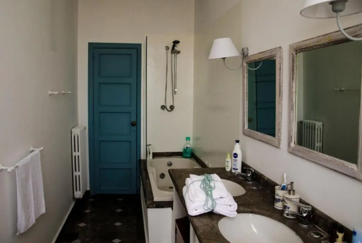 Standard Family room