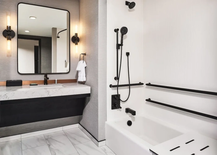Quadruple Suite