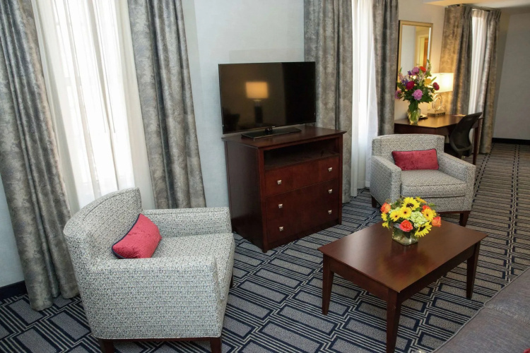 Hampton Inn & Suites Providence Downtown