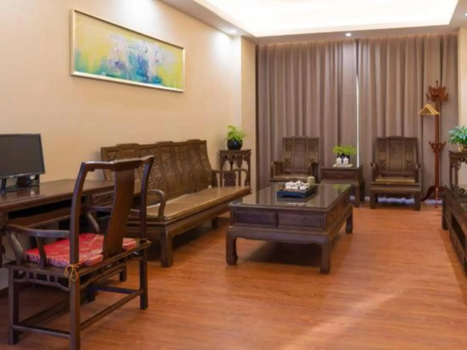 Baoshan Jiahu Hotel