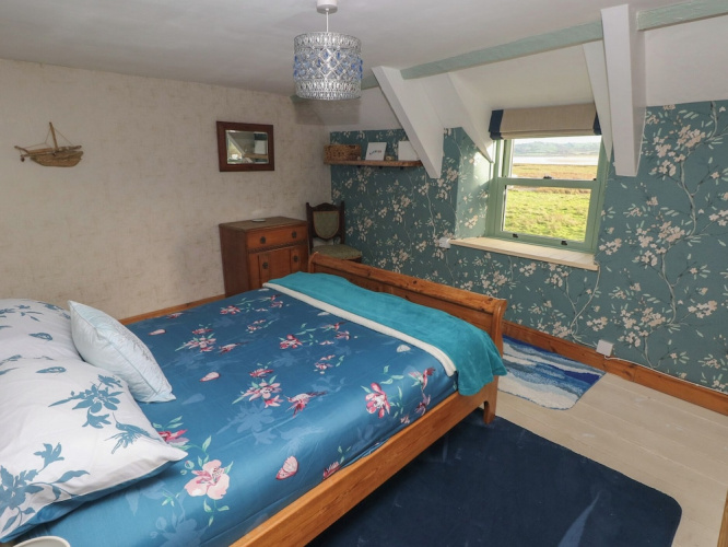 2 Strand Cottages