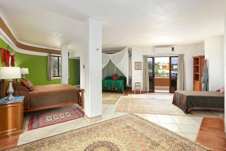 Standard Family room