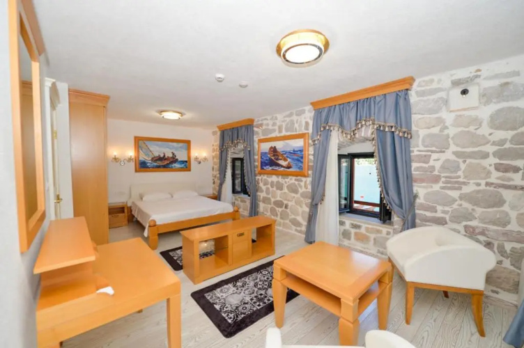 Seaside House Kotor