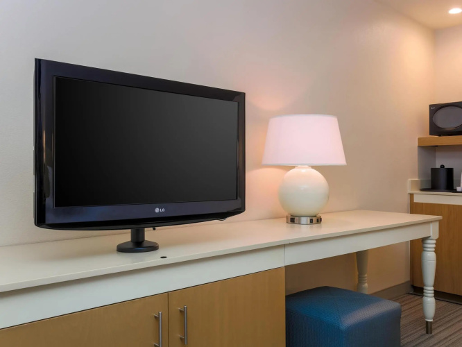 Hilton Garden Inn Bakersfield