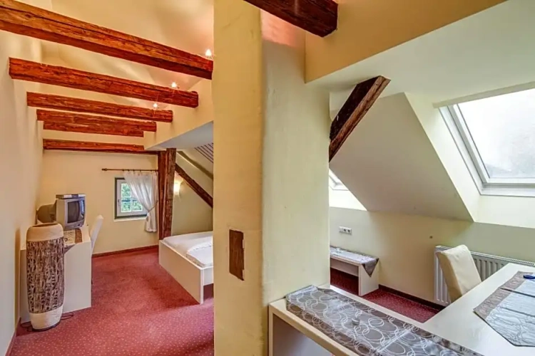 Comfort room