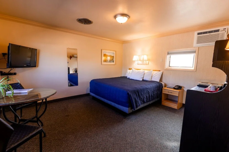 Woodland Motel