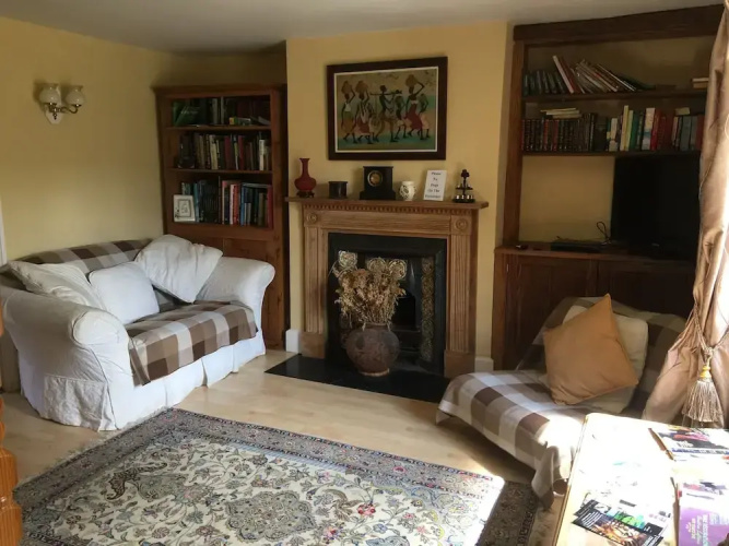 Belhuish Farmhouse