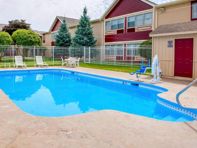 SureStay Plus Hotel by Best Western Auburn photo 20