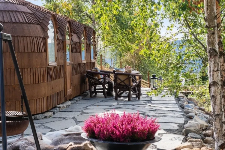 Deluxe Double Chalet with lake view