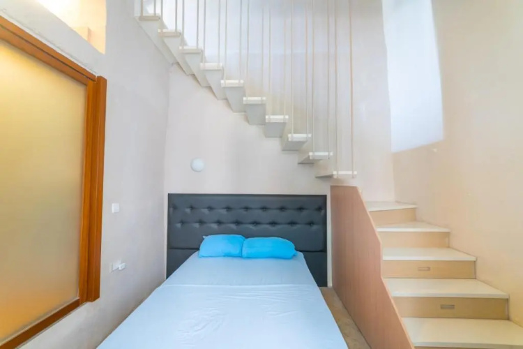 AF - Large 2BR apartment