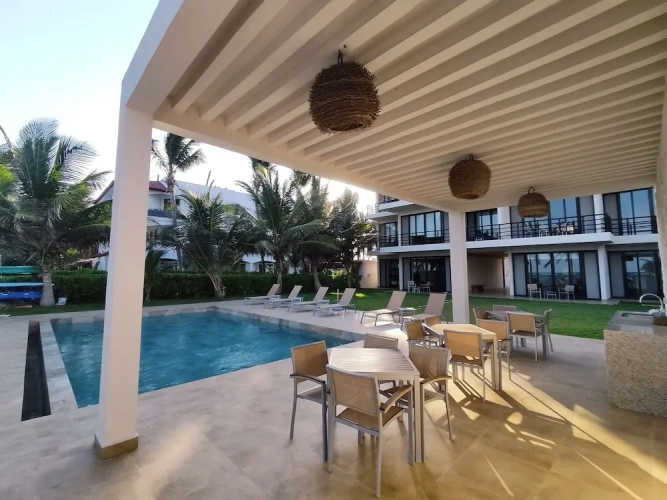3 Bedrooms Apartment with sea view