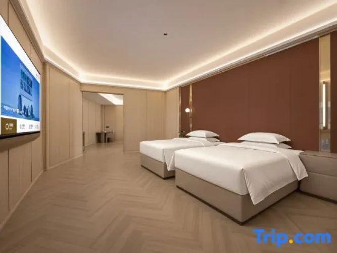 Premier Triple Family Suite