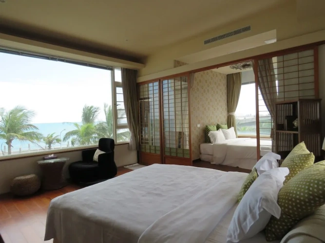 Deluxe Quadruple room with ocean view