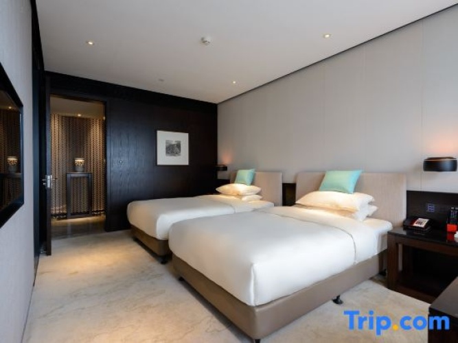 2 Bedrooms Family Suite