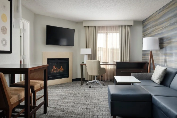 1 Bedroom Executive Suite