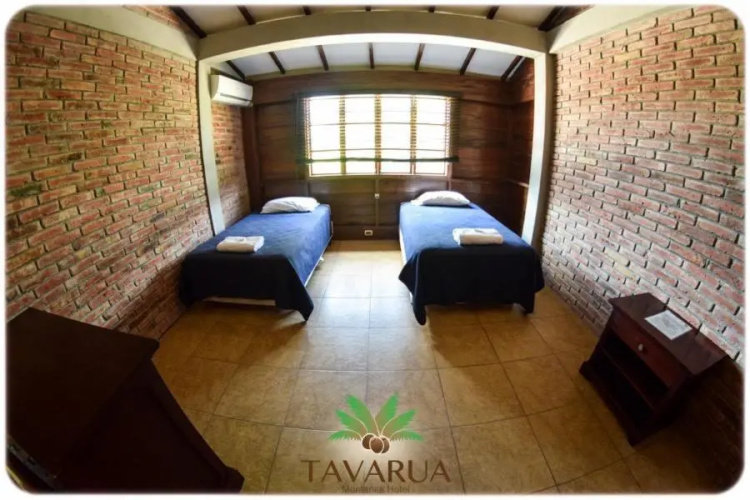 Tavarua Hotel