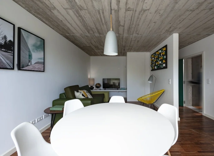 2 Bedrooms Apartment with balcony