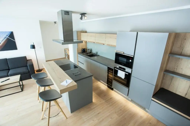 2 Bedrooms Apartment