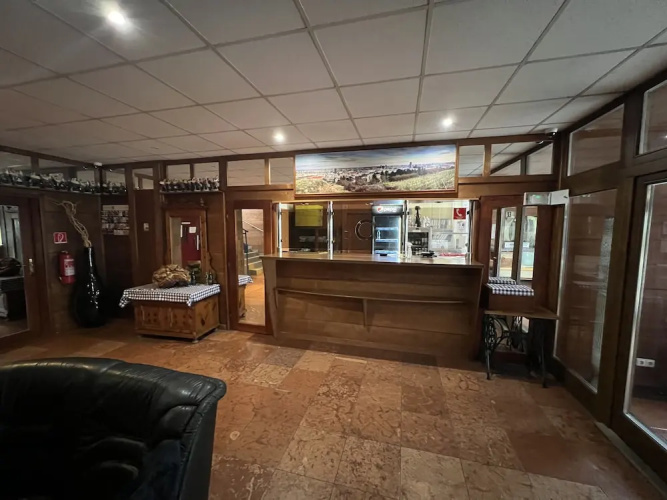 Hotel Avion
