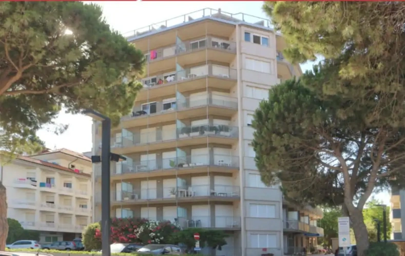 Sea-front Flat Near the Beach and City Center