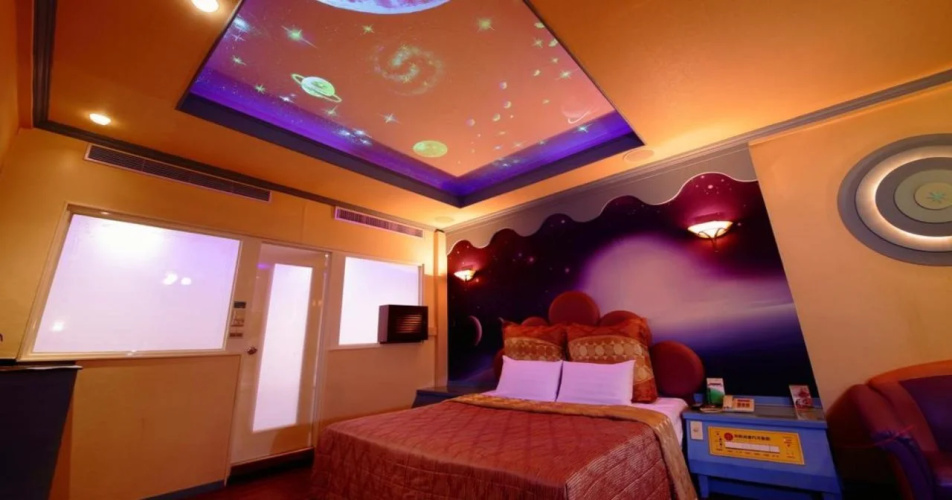 Summer House Motel