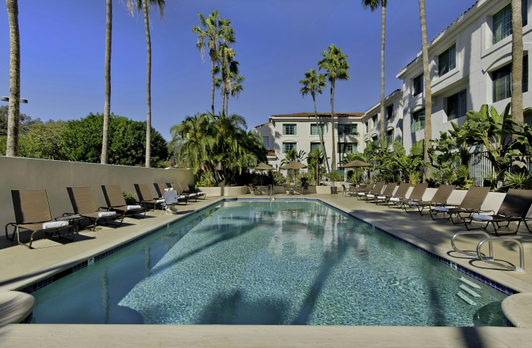 DoubleTree by Hilton San Pedro - Port of Los Angeles photo 13