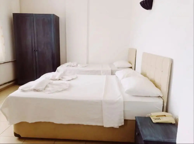 Lavinia Otel