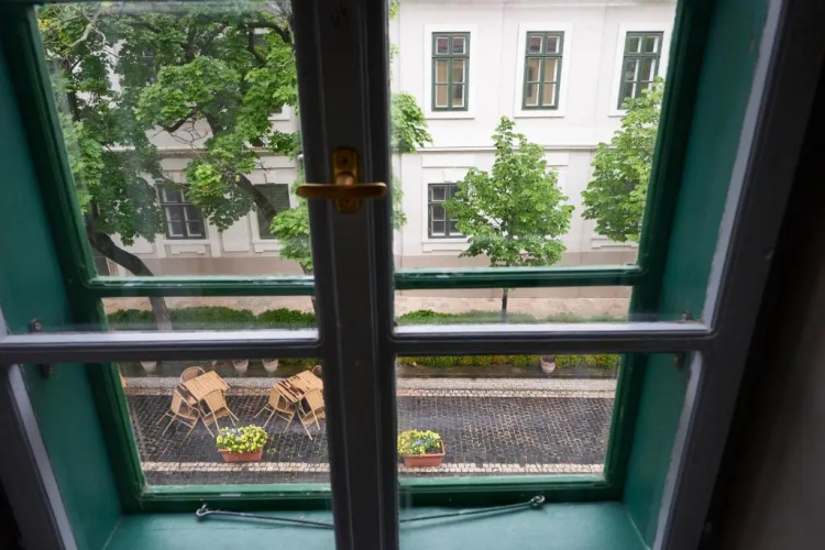 Postel Hostel