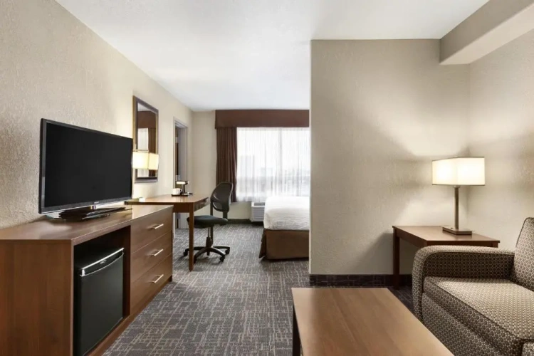 1 Bedroom Double Suite