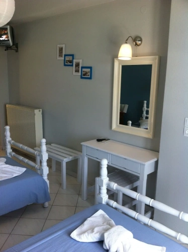 Economy Double Basement room