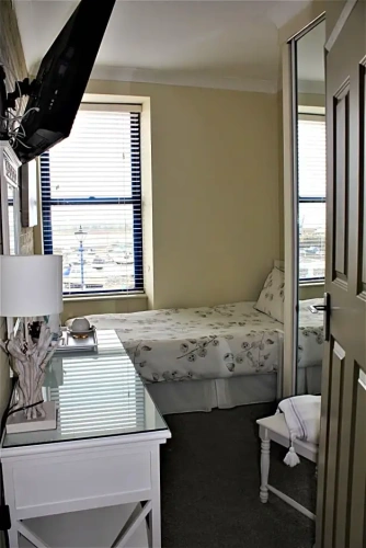 Standard Single room with sea view