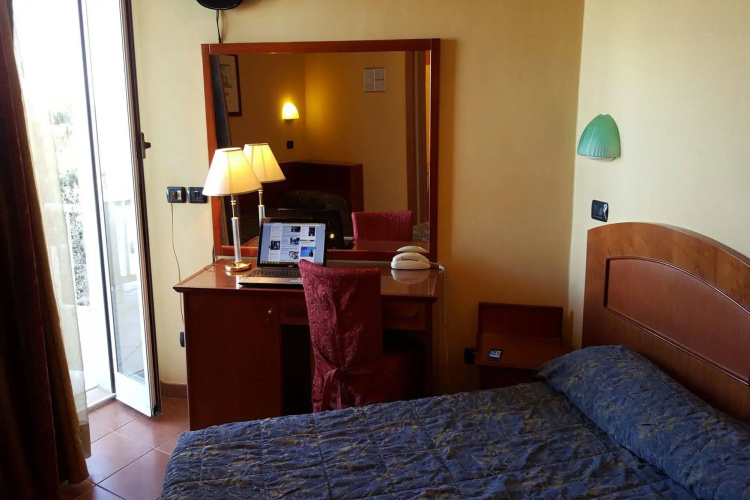 Hotel Audi Frontemare