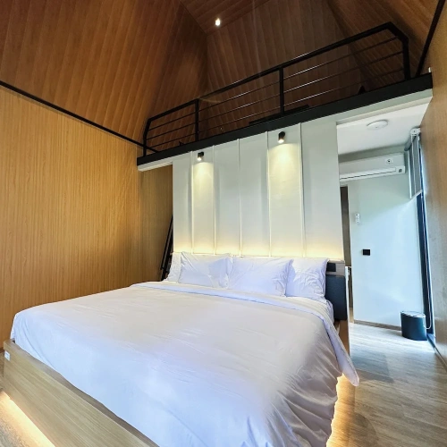 Deluxe Double room with balcony and with garden view