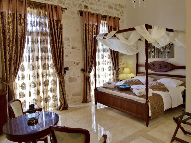 2 Bedrooms Executive Double Suite