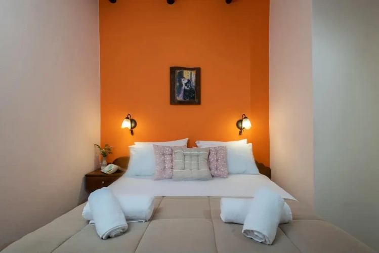 1 Bedroom Apartment with balcony