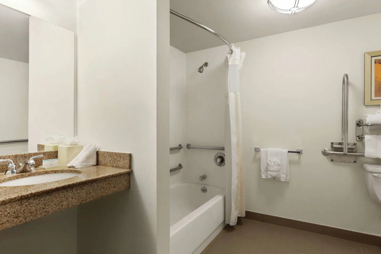Hilton Garden Inn Shelton