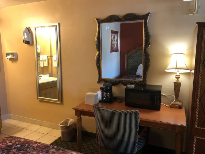 Rodeway Inn & Suites Riverton