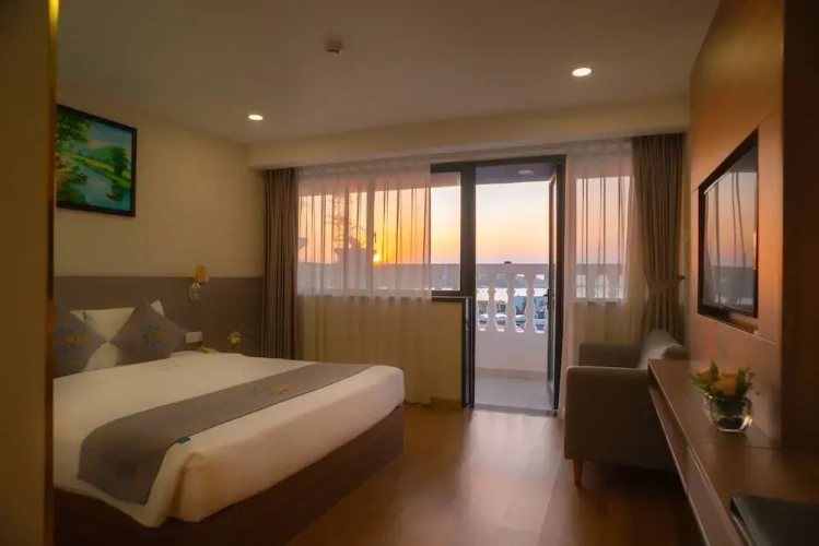 Premier Deluxe Double room with sea view