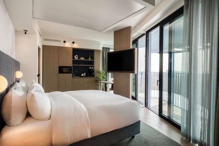 Grand Double room with balcony