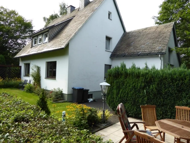 6 Bedrooms Cottage