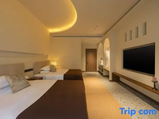 2 Bedrooms Suite
