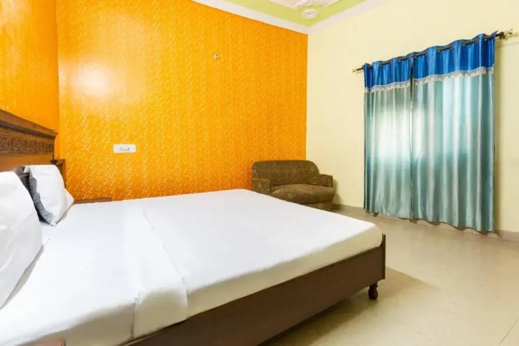 Star Lodge By OYO Rooms